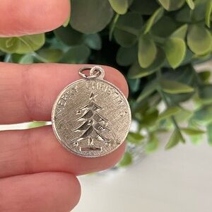 Vintage GRIFFITH & SONS Co Sterling Silver 925 “MERRY CHRISTMAS” Charm